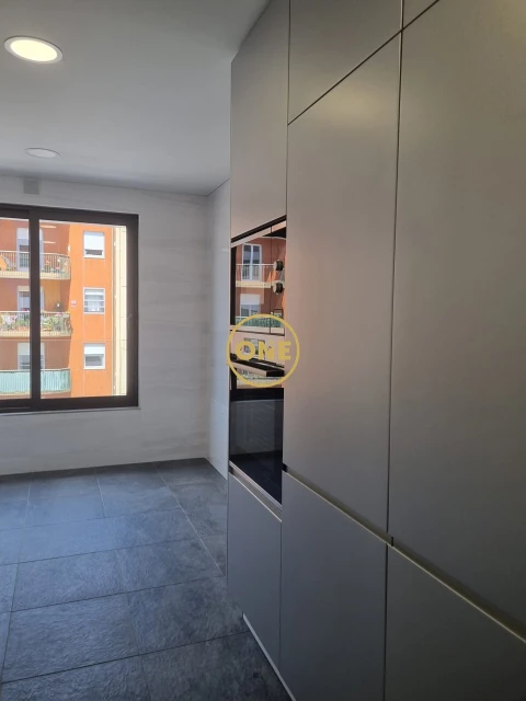 Apartamento T3 para Venda em Cedofeita, Santo Ildefonso, Sé, Miragaia, São Nicolau e Vitória