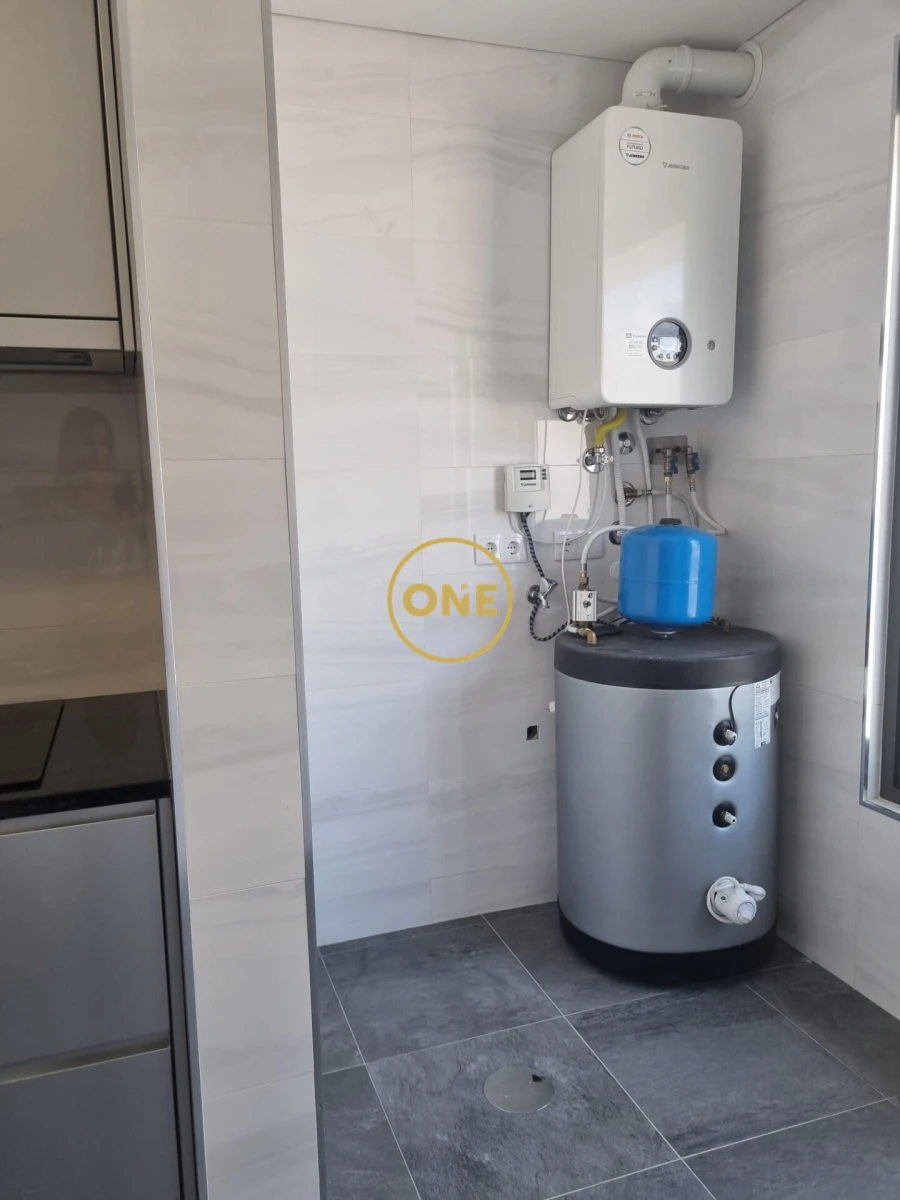 Apartamento T3 para Venda em Cedofeita, Santo Ildefonso, Sé, Miragaia, São Nicolau e Vitória Foto 8