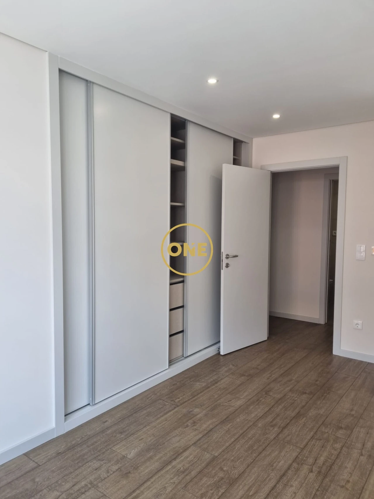 Apartamento T3 para Venda em Cedofeita, Santo Ildefonso, Sé, Miragaia, São Nicolau e Vitória Foto 13
