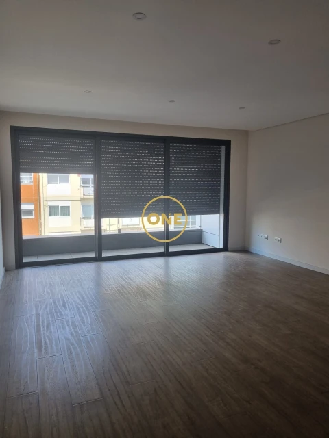 Apartamento T3 para Venda em Cedofeita, Santo Ildefonso, Sé, Miragaia, São Nicolau e Vitória