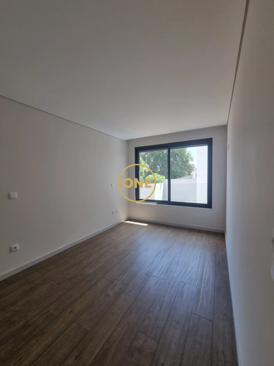 Apartamento T3 para Venda em Cedofeita, Santo Ildefonso, Sé, Miragaia, São Nicolau e Vitória Foto 32