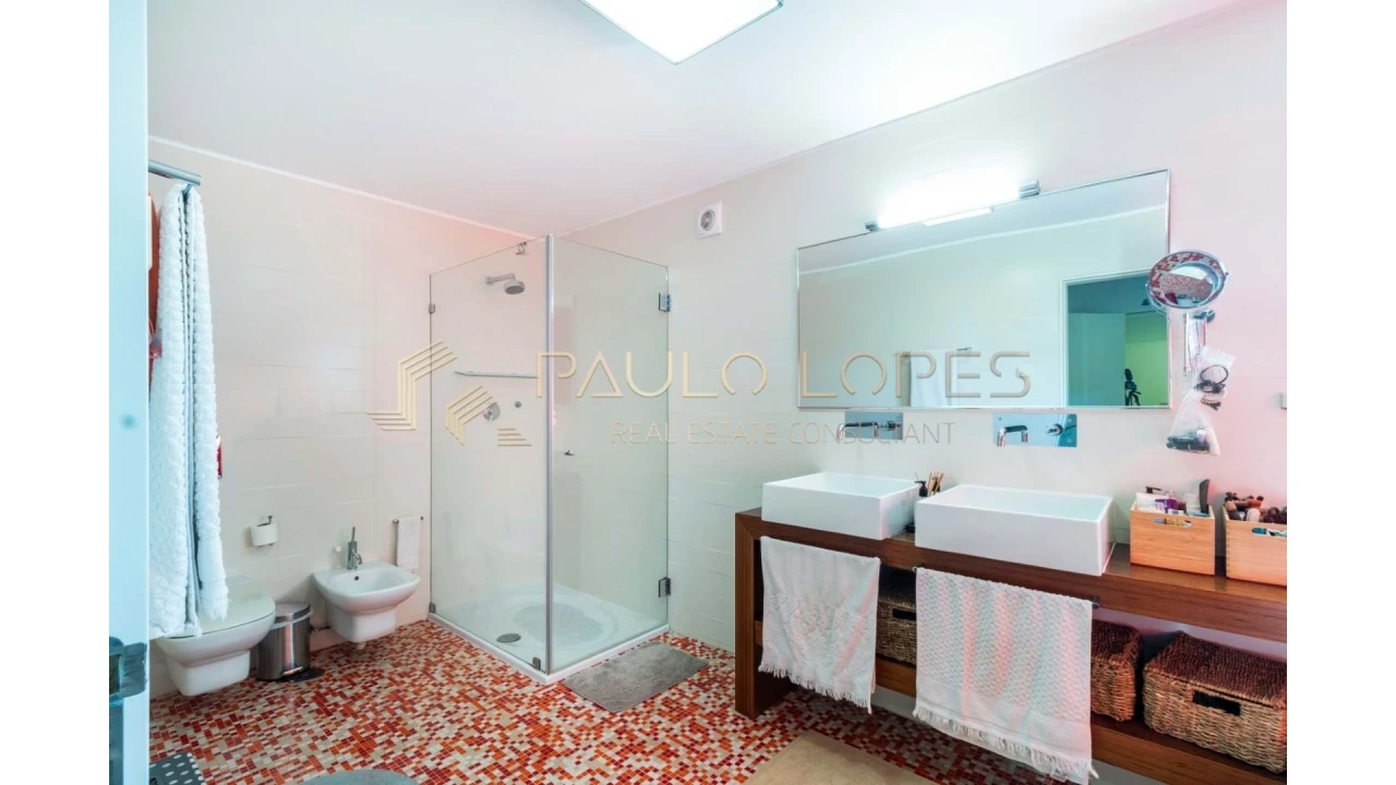 Moradia T8 para Venda em Alvados e Alcaria Foto 24