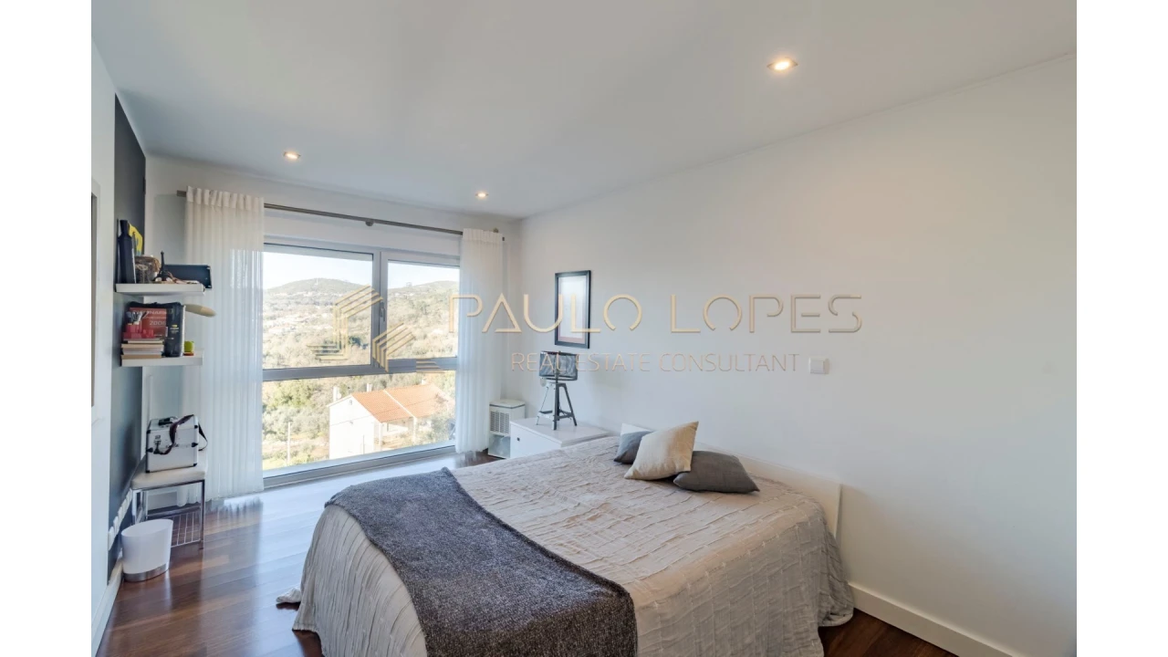 Moradia T8 para Venda em Alvados e Alcaria Foto 27