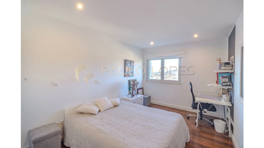 Moradia T8 para Venda em Alvados e Alcaria Foto 29