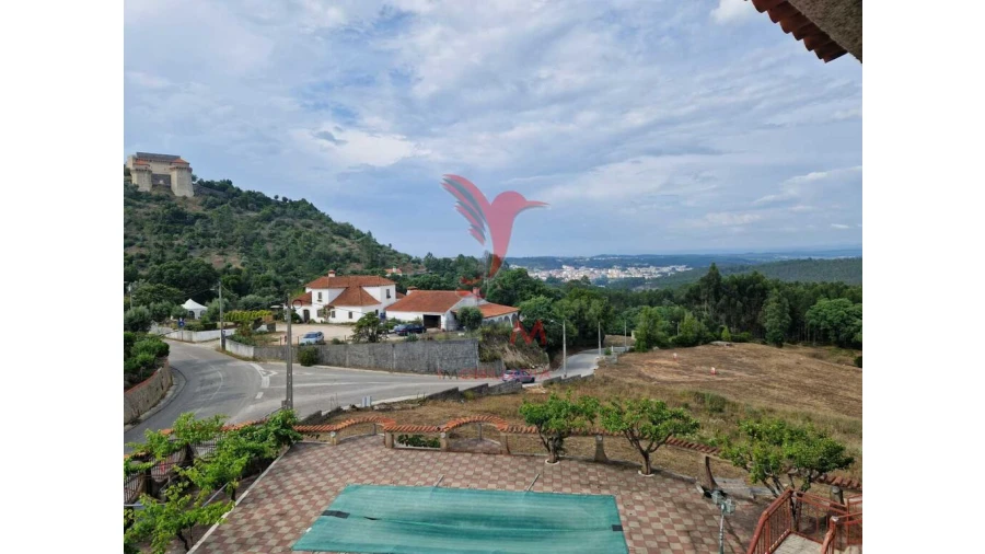 Moradia T6 para Venda em Nossa Senhora das Misericordias Foto 2