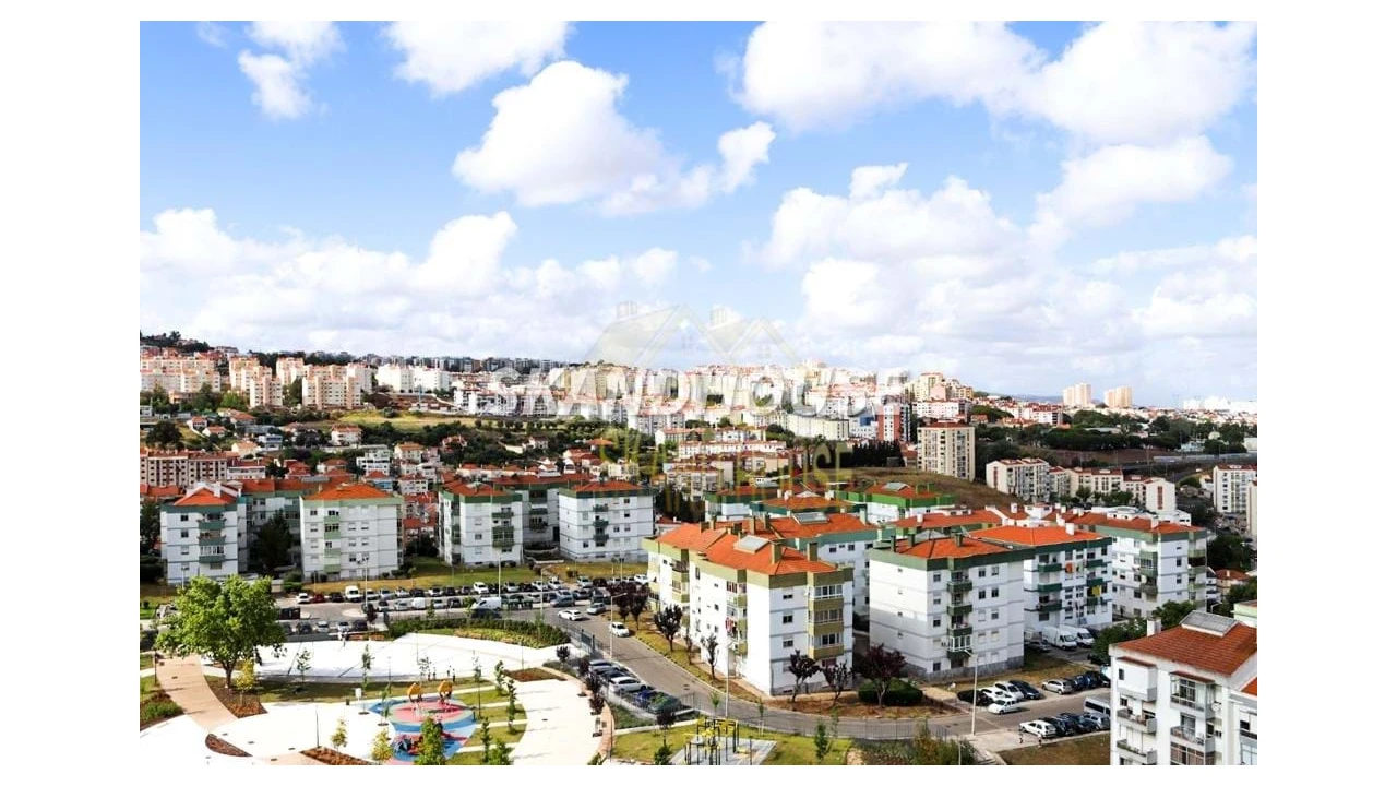 Apartamento T2 para Venda em Odivelas Foto 1