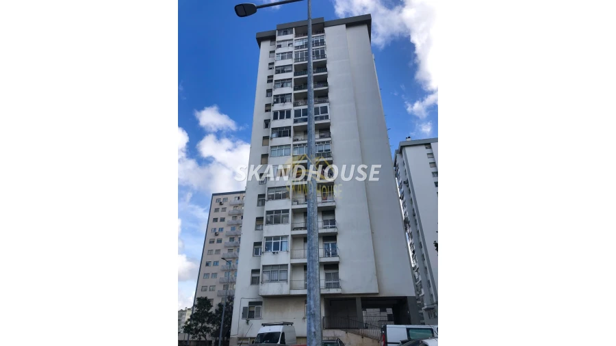 Apartamento T2 para Venda em Odivelas Foto 8