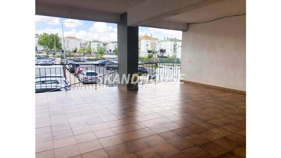 Apartamento T2 para Venda em Odivelas Foto 4