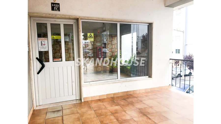 Apartamento T2 para Venda em Odivelas Foto 3
