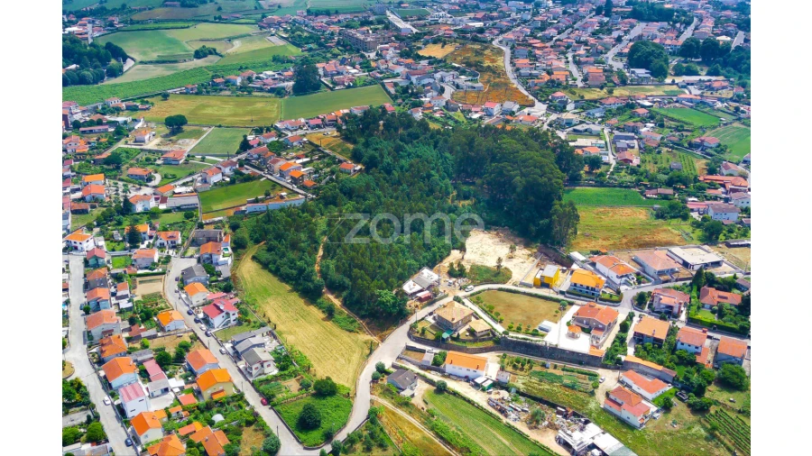 Terreno para Venda em Areias, Sequeirô, Lama e Palmeira Foto 9