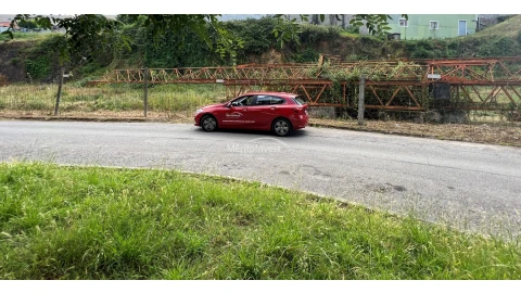Terreno para Venda em Lomar e Arcos