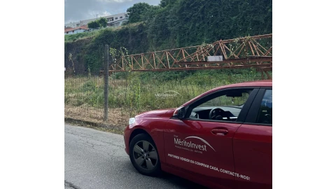 Terreno para Venda em Lomar e Arcos
