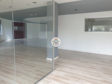 Loja para Arrendamento em Viseu