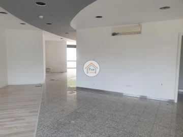 Loja para Arrendamento em Viseu