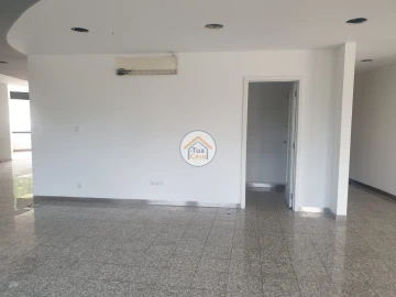 Loja para Arrendamento em Viseu