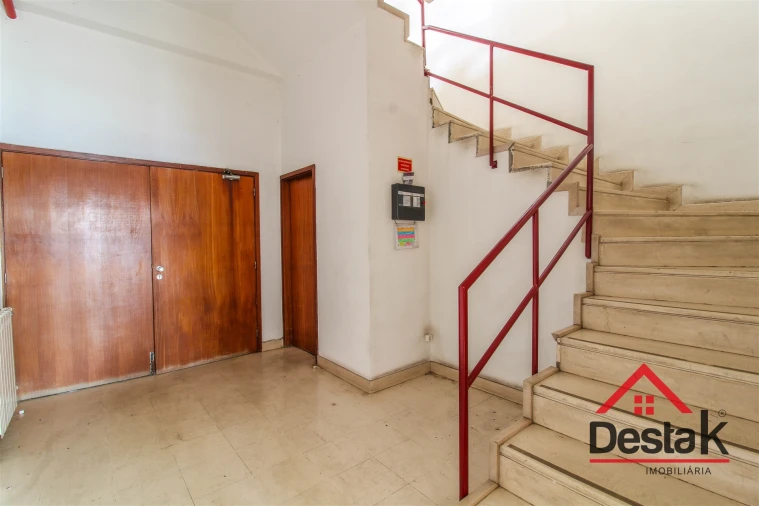 Negócio para Venda em Oliveira de Frades, Souto de Lafões e Sejães Foto 6