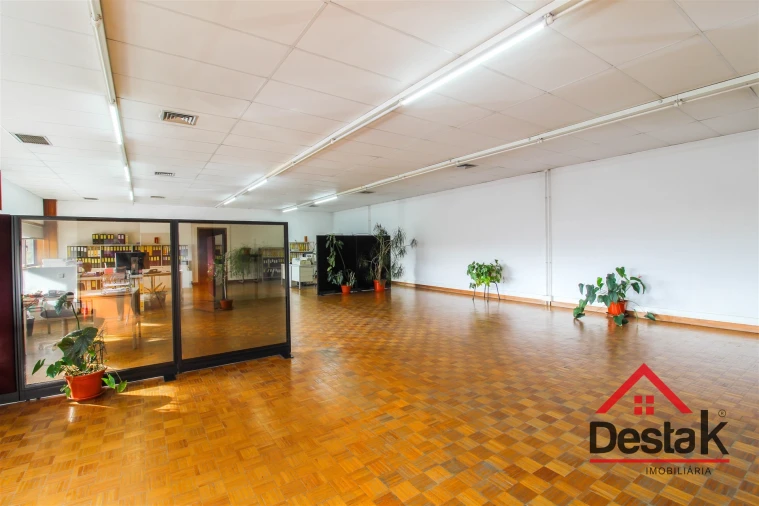 Negócio para Venda em Oliveira de Frades, Souto de Lafões e Sejães Foto 19