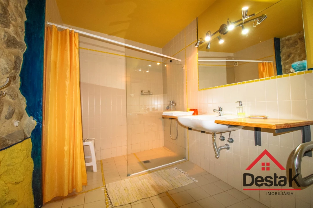 Quinta T5 para Venda em São Vicente de Lafões Foto 14