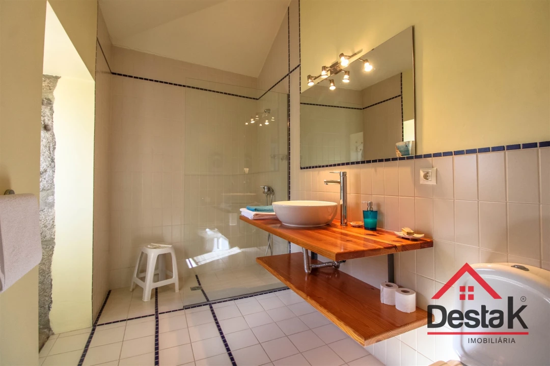 Quinta T5 para Venda em São Vicente de Lafões Foto 20