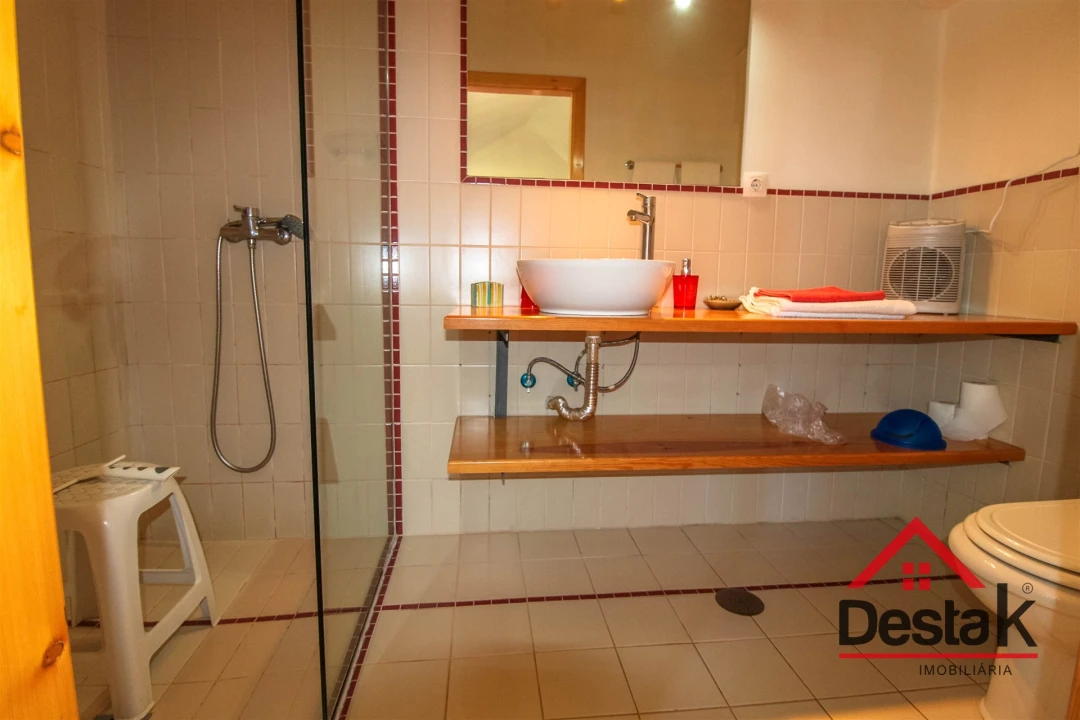 Quinta T5 para Venda em São Vicente de Lafões Foto 24