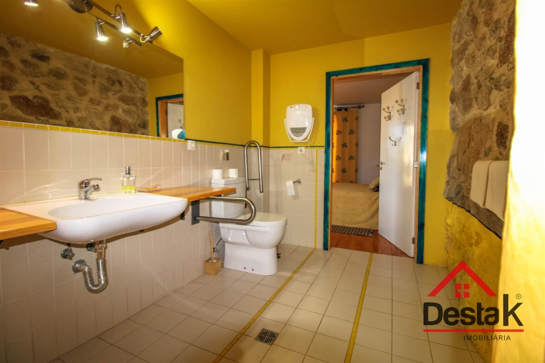 Quinta T5 para Venda em São Vicente de Lafões Foto 13