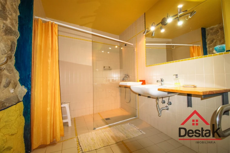 Quinta T5 para Venda em São Vicente de Lafões Foto 14