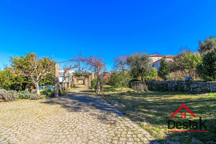 Quinta T5 para Venda em São Vicente de Lafões Foto 5