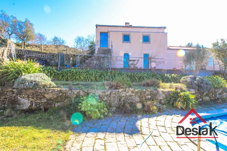 Quinta T5 para Venda em São Vicente de Lafões Foto 4