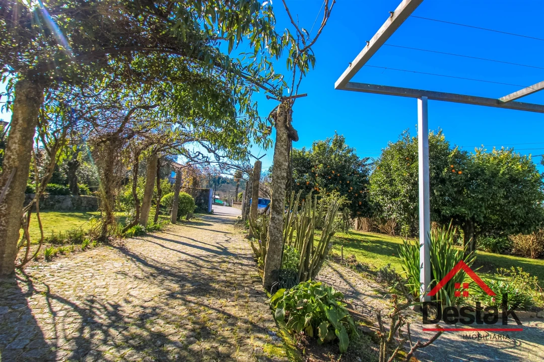 Quinta T5 para Venda em São Vicente de Lafões Foto 8