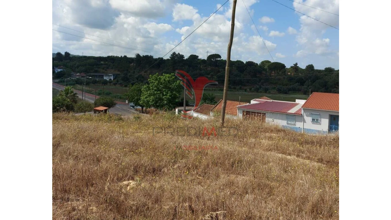 Terreno para Venda em Vale de Cavalos Foto 4