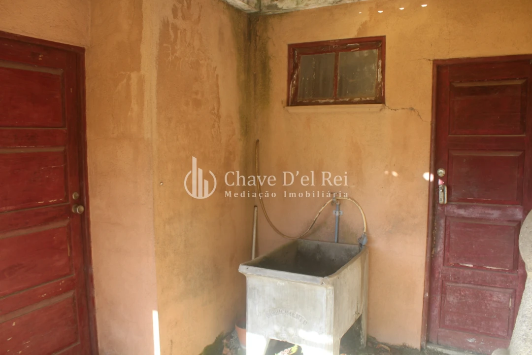 Quinta T0 para Venda em Parada de Ester e Ester Foto 5