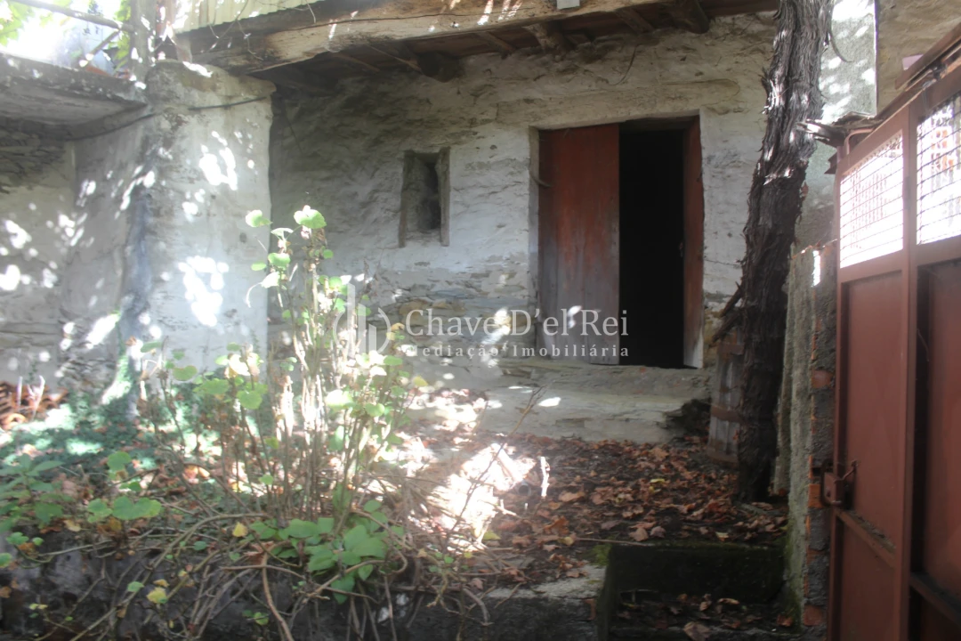 Quinta T0 para Venda em Parada de Ester e Ester Foto 13