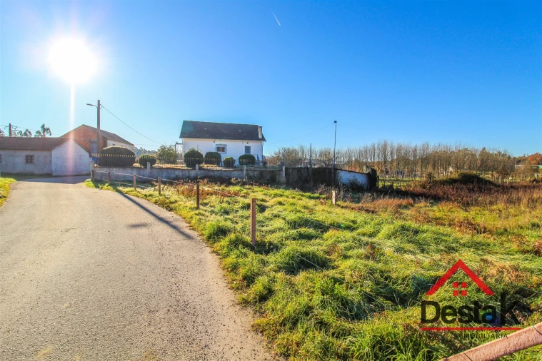 Terreno para Venda em Carvalhais e Candal Foto 6