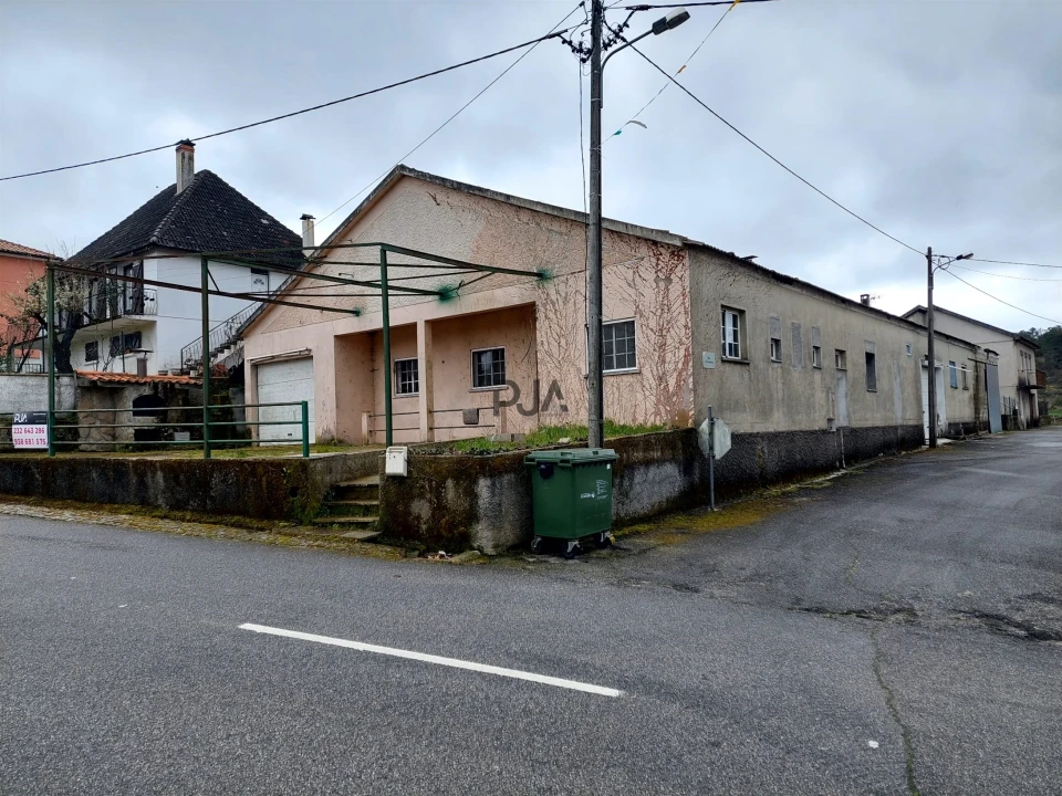 Armazém para Arrendamento em Sequeiros e Gradiz Foto 1