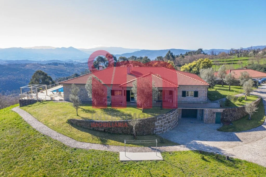 Quinta T0 para Venda em Abadim Foto 7