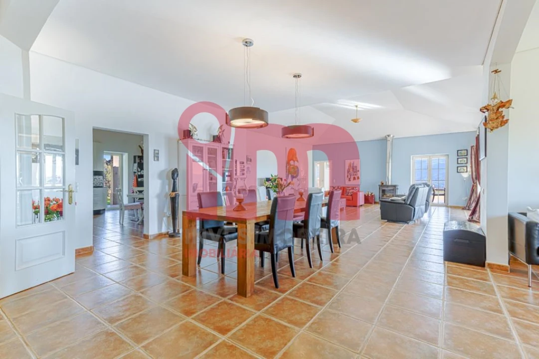 Quinta T0 para Venda em Abadim Foto 17