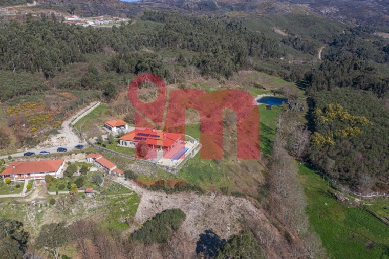 Quinta T0 para Venda em Abadim Foto 15