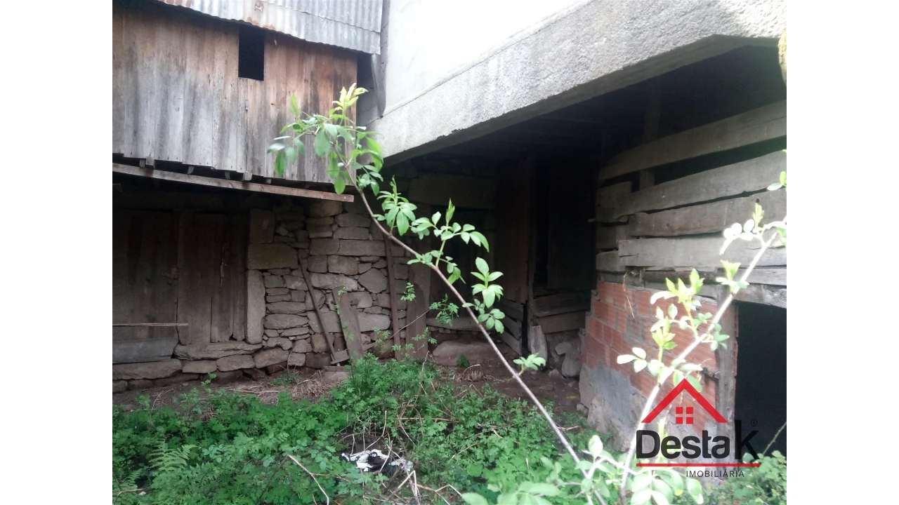 Moradia T3 para Venda em Moledo Foto 14