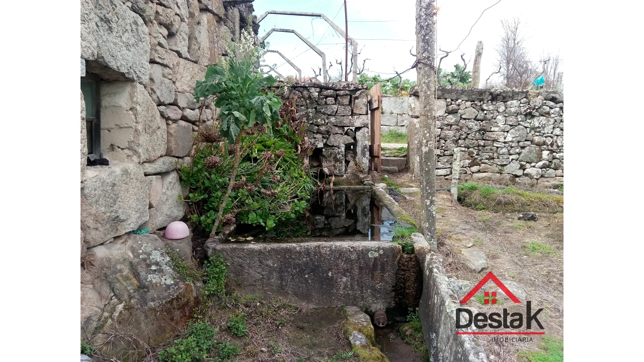 Moradia T3 para Venda em Moledo Foto 8