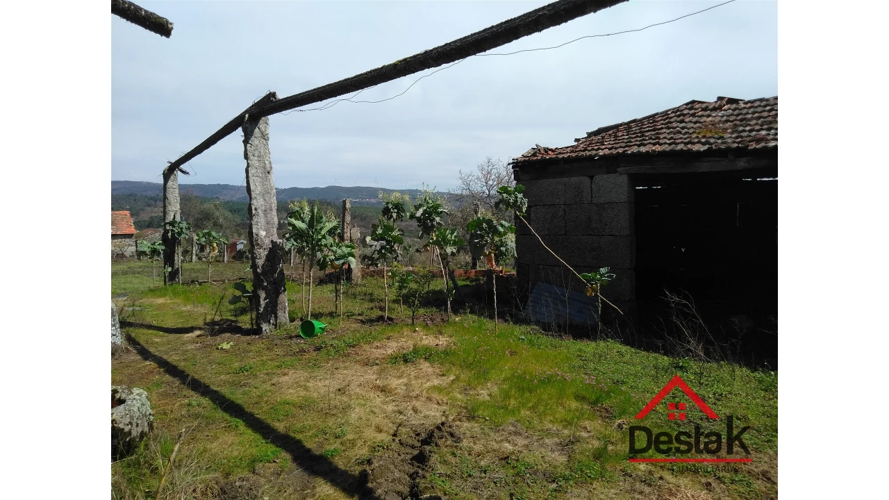 Moradia T3 para Venda em Moledo Foto 20