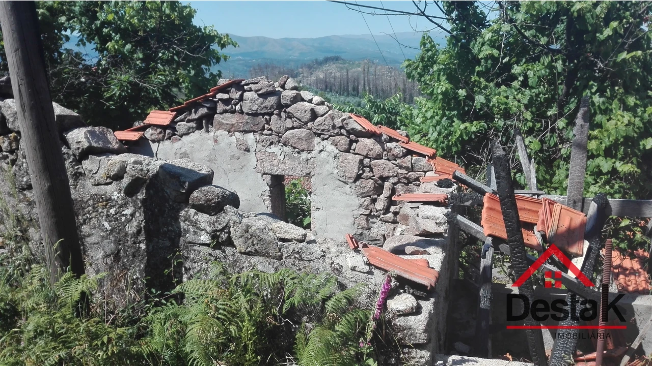 Moradia T2 para Venda em Ventosa Foto 4