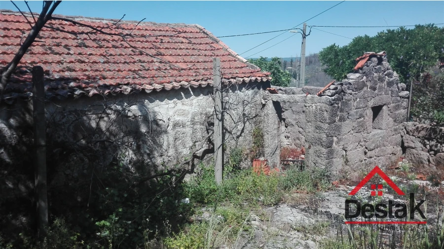 Moradia T2 para Venda em Ventosa Foto 7