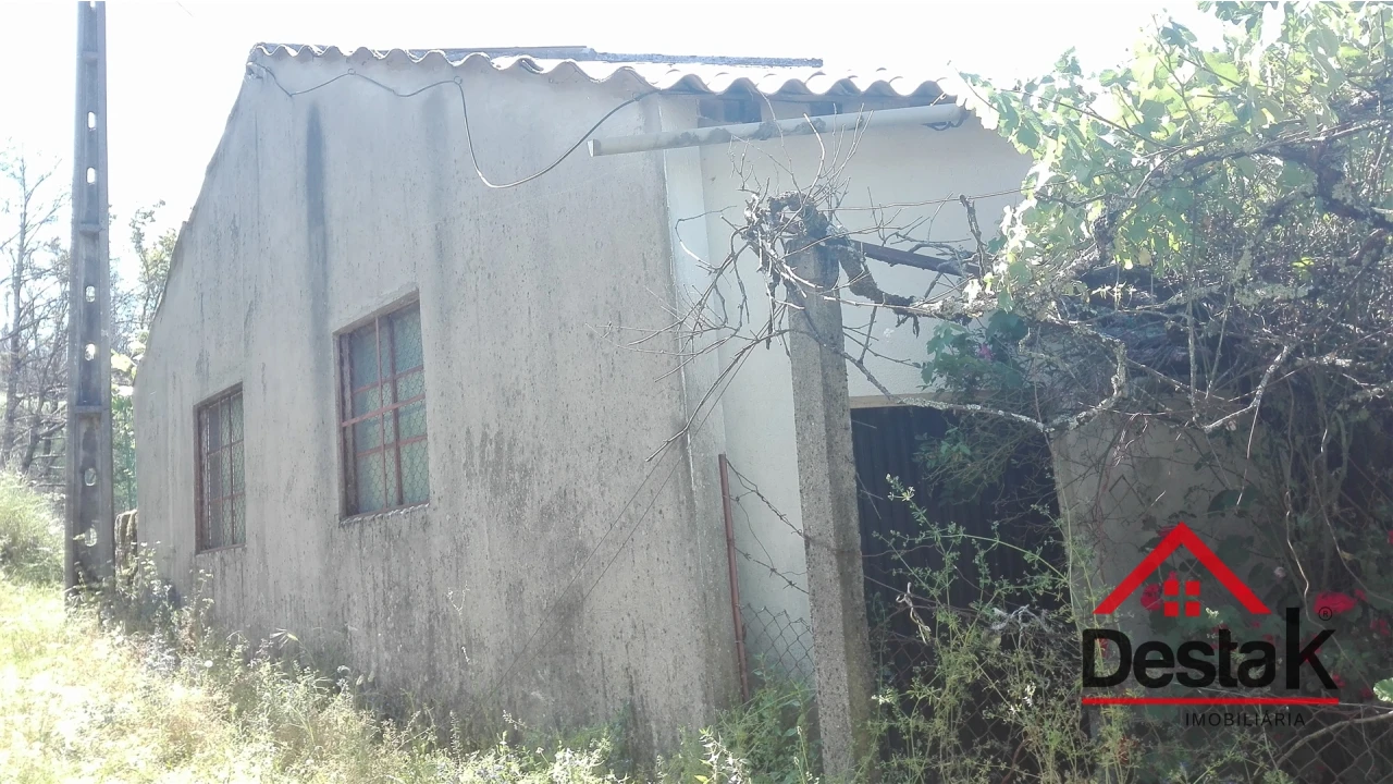 Moradia T2 para Venda em Ventosa Foto 8