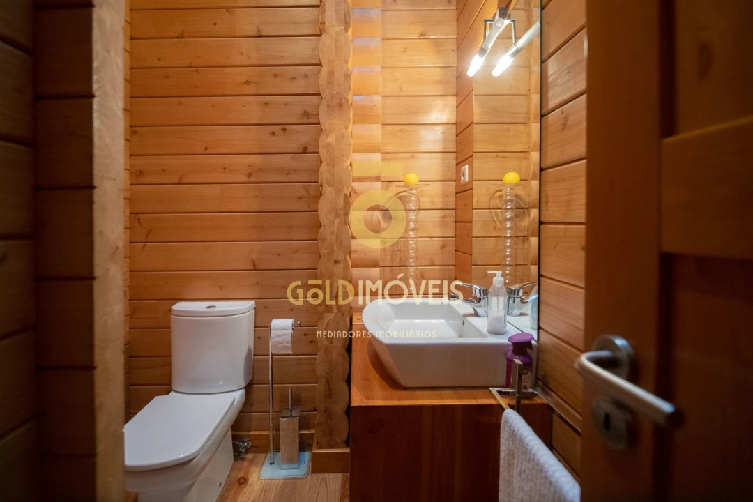 Quinta T0 para Venda em O. Azeméis, Riba-Ul, Ul, Macinhata Seixa, Madail Foto 11