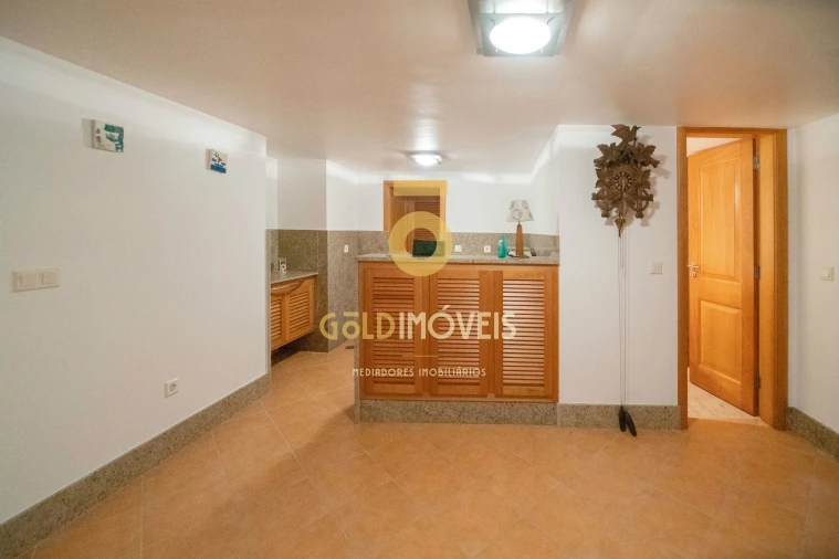 Quinta T0 para Venda em O. Azeméis, Riba-Ul, Ul, Macinhata Seixa, Madail Foto 40