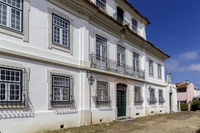 Quinta T8 para Venda em Tamengos, Aguim e Óis do Bairro