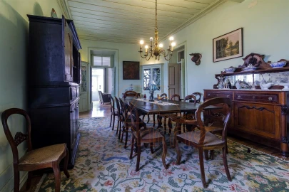 Quinta T8 para Venda em Tamengos, Aguim e Óis do Bairro