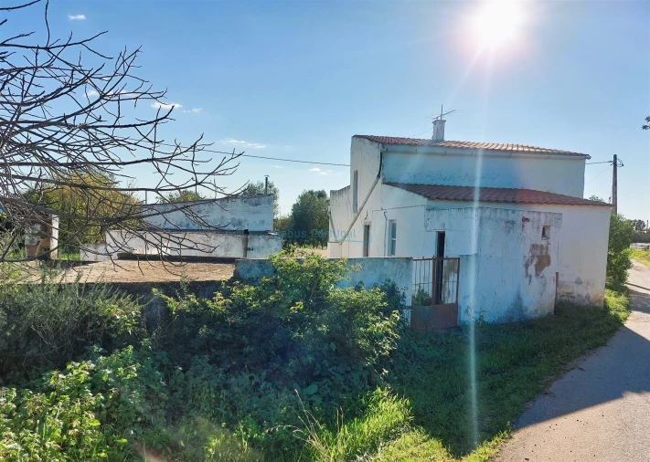 Moradia T2 para Venda em Santa Barbara de Nexe Foto 13