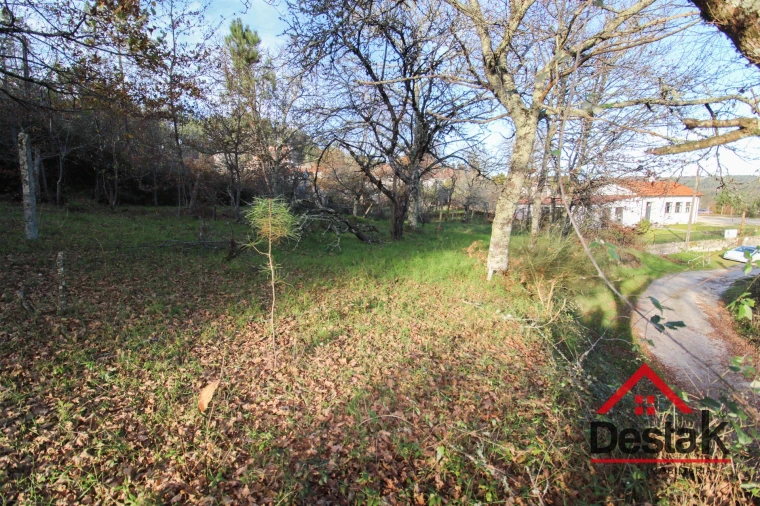 Terreno para Venda em Figueiredo de Alva Foto 2