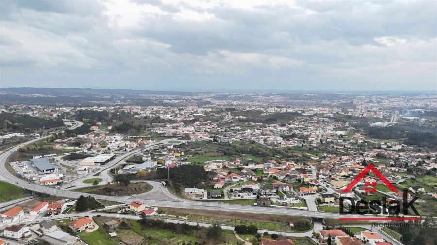 Terreno para Venda em Abraveses Foto 4